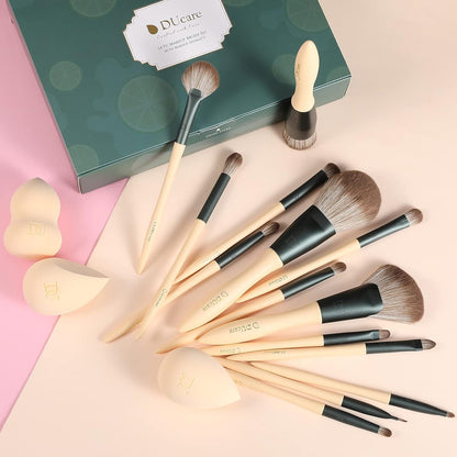Makeup Gift Set 18Pcs,With 14Pcs Makeup Brushes Set 3Pcs Makeup Sponges 1PC Cosmetic Bag for Foundation Blending Powder Blush Concealers Eye Shadows